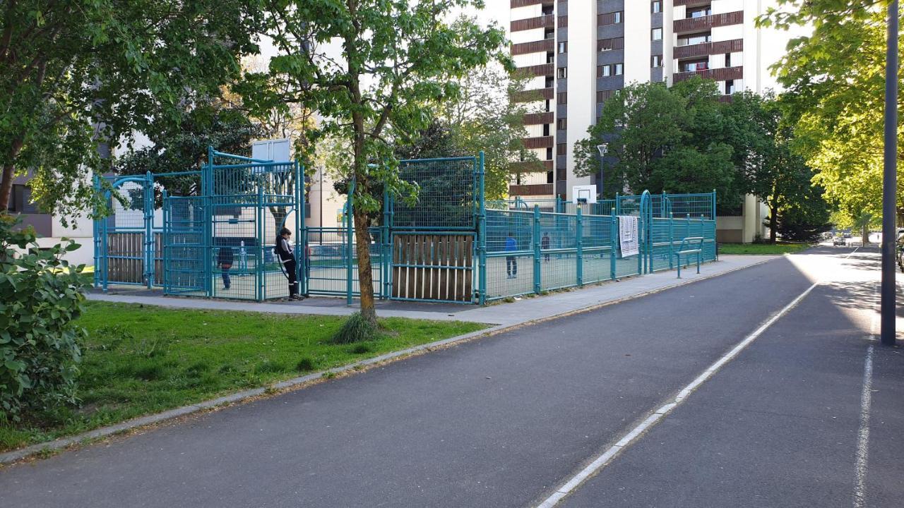 Studio Individuel - Le Musset & Parking Gratuit Devant L'Immeuble Appartement Grenoble Buitenkant foto